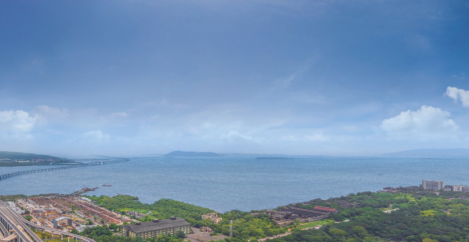 Lodha Aureus Panoramic Harbour View